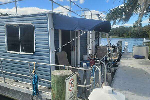 Photo of the 1984 Hilburn 4412