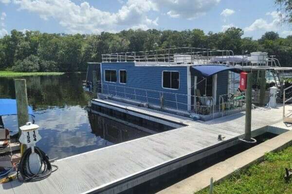 44-ft-Hilburn-1984-4412- DeLand Florida United States  yacht for sale