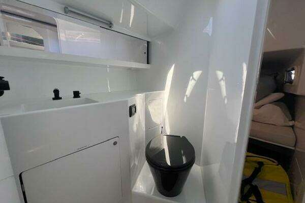 Neo Roma 430 Yacht For Sale