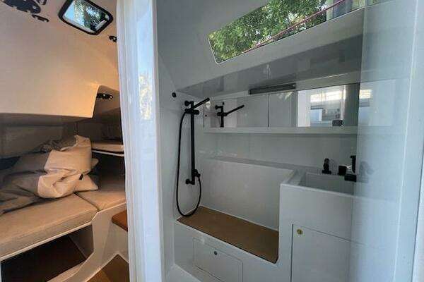 Neo Roma 430 Yacht For Sale