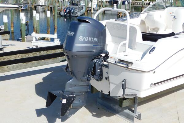20ft Robalo Yacht For Sale