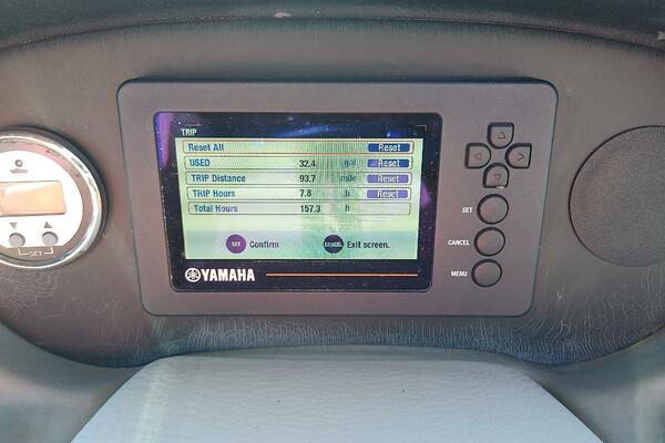 26ft Crownline Yacht For Sale