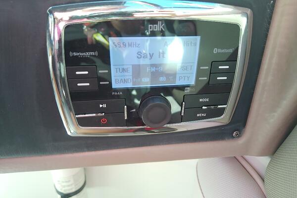 26ft Crownline Yacht For Sale