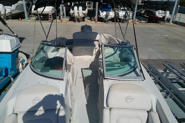 26ft Crownline Yacht For Sale