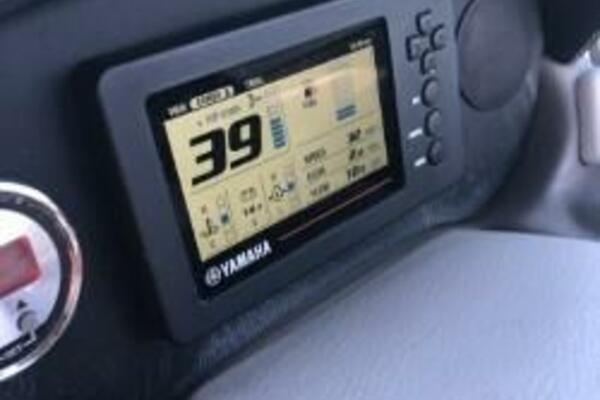 26ft Crownline Yacht For Sale