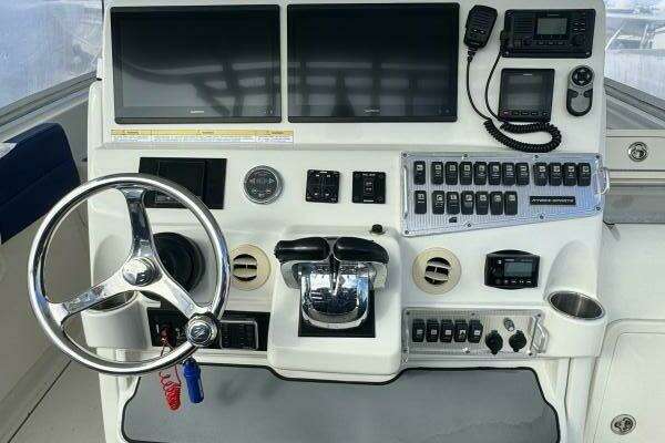 2012 Hydra-Sports 36