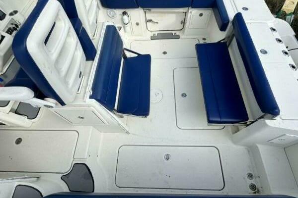 36ft Hydra Sports Yacht For Sale