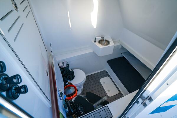 36ft Front Runner Yacht For Sale