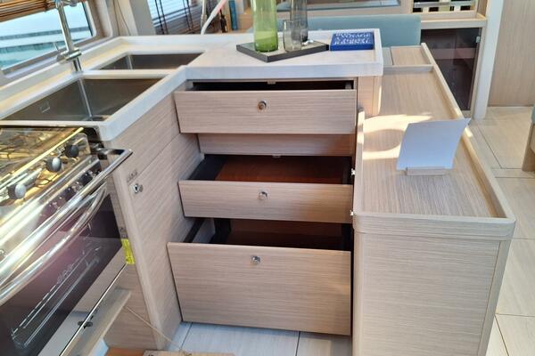 52ft Beneteau Yacht For Sale