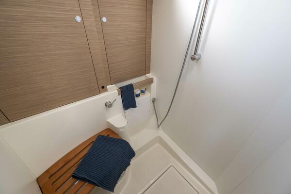 52ft Beneteau Yacht For Sale