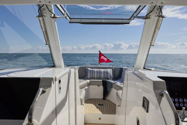 38ft MJM Yacht For Sale