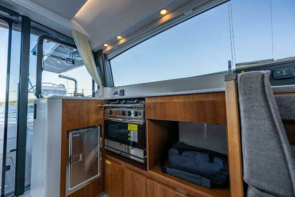 Moody 41DS Yacht For Sale