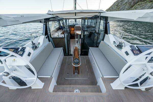 Moody 41DS Yacht For Sale