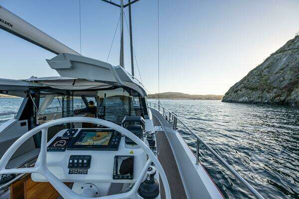 Moody 41DS Yacht For Sale