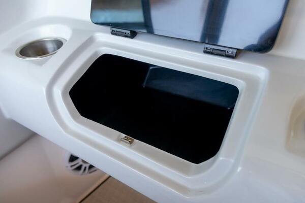 22ft Regal Yacht For Sale