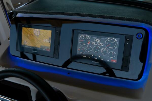 22ft Regal Yacht For Sale