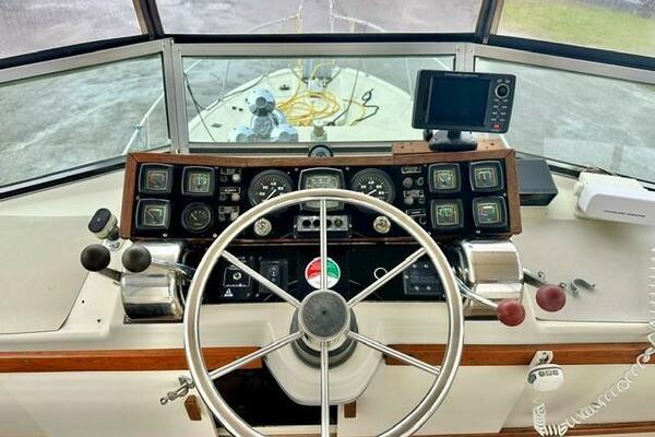 32ft Stamas Yacht For Sale