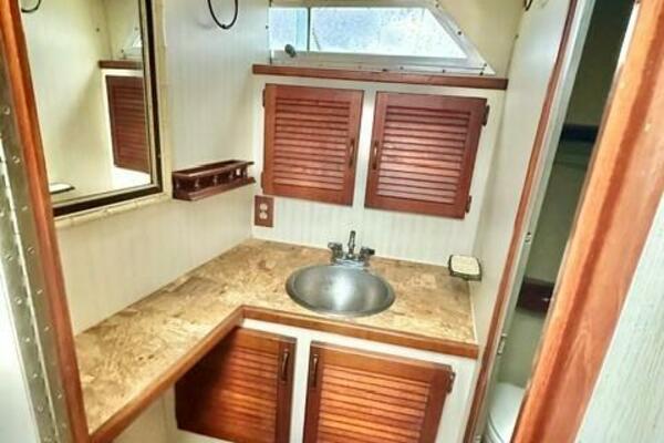 32ft Stamas Yacht For Sale