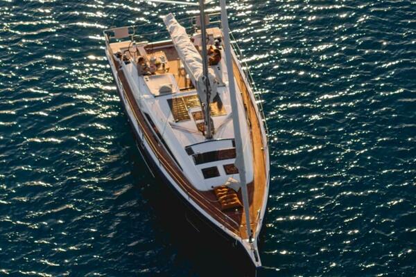 47ft Beneteau Yacht For Sale