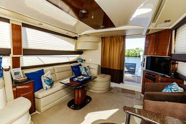 Meridian  Yacht For Sale