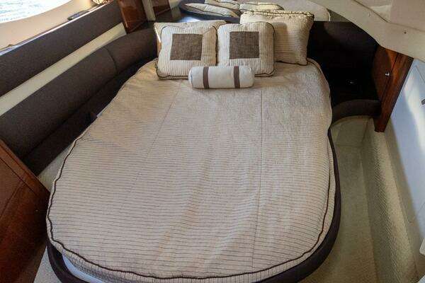 Meridian  Yacht For Sale