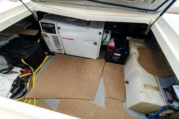 Meridian  Yacht For Sale