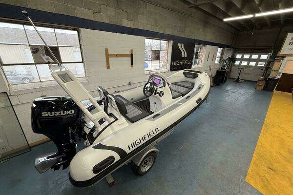 14-ft-Highfield-2026-Sport 420- Holland Michigan United States  yacht for sale