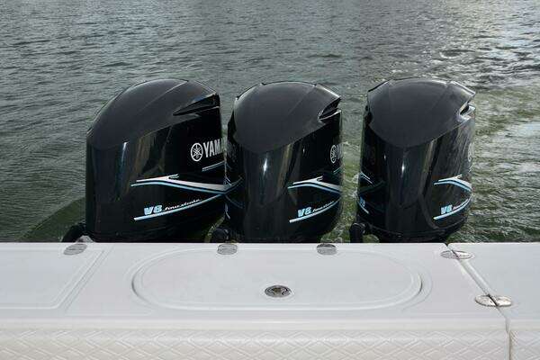 Venture 39CC Yacht For Sale