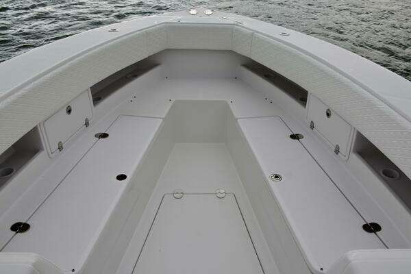 Venture 39CC Yacht For Sale