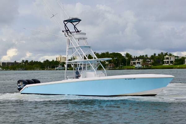 39ft Venture Yacht For Sale