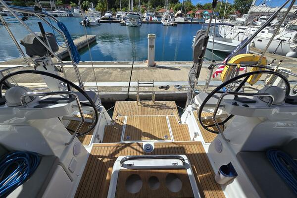 Kaimana 51ft Jeanneau Yacht For Sale