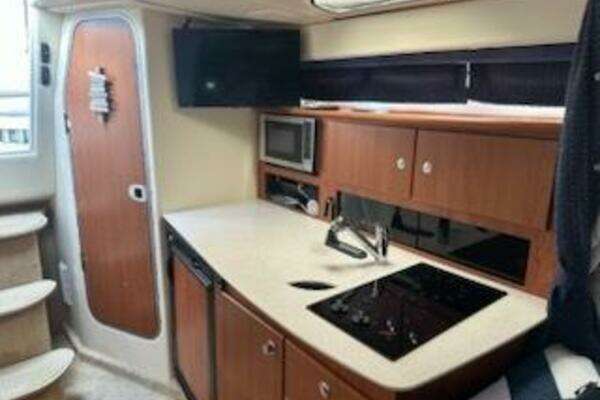 Photo of the 2008 Bayliner 320 "320 BAYLINER "