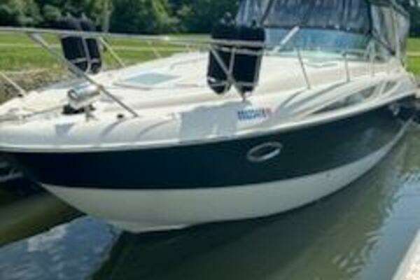 32-ft-Bayliner-2008-320-320 BAYLINER -LA SALLE Michigan United States yacht for sale