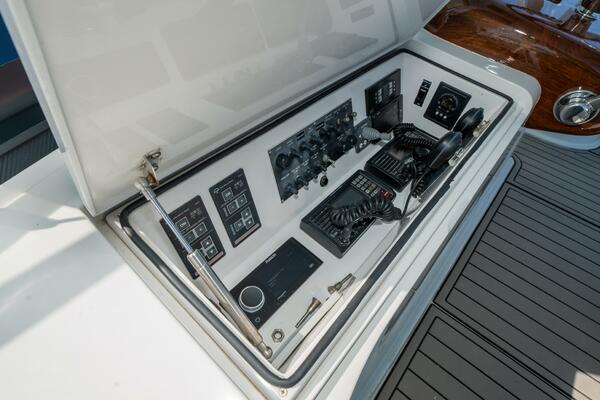 2009 Viking 50 Convertible