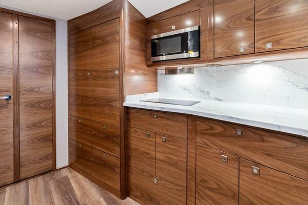 2026 Viking 46 Billfish Galley