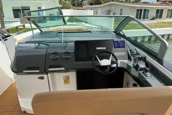 38ft Aviara Yacht For Sale