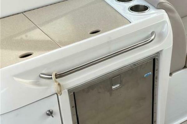 Office Space 35ft Formula Yacht For Sale