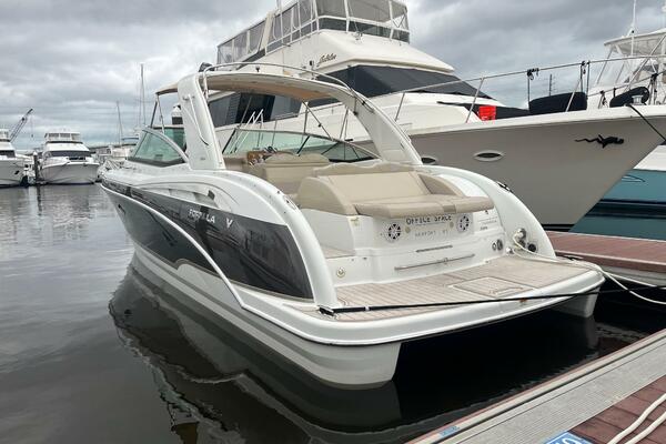 Office Space 35ft Formula Yacht For Sale
