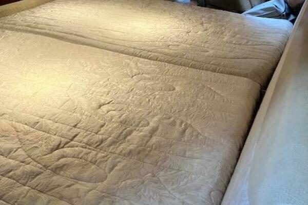 Office Space 35ft Formula Yacht For Sale