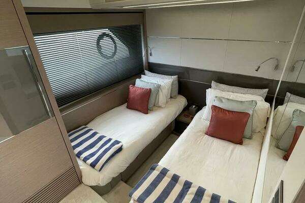 Sunseeker 74 Sport Yacht Yacht For Sale