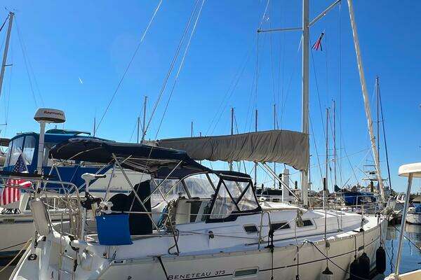 Photo of the 2007 Beneteau 373 "INDIGO"