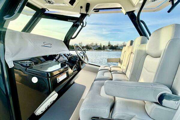 Scout 355 LXF Yacht For Sale