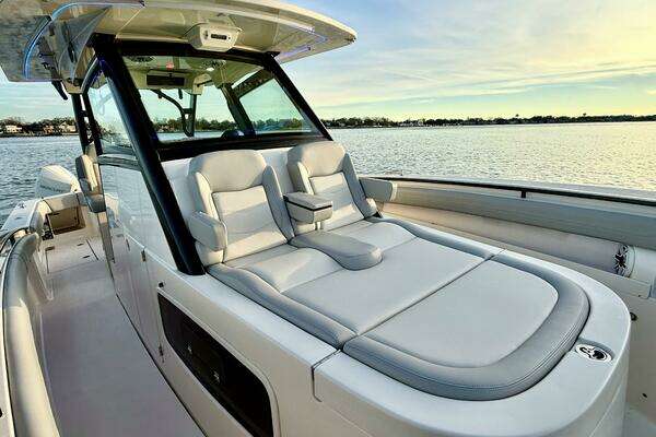 Scout 355 LXF Yacht For Sale