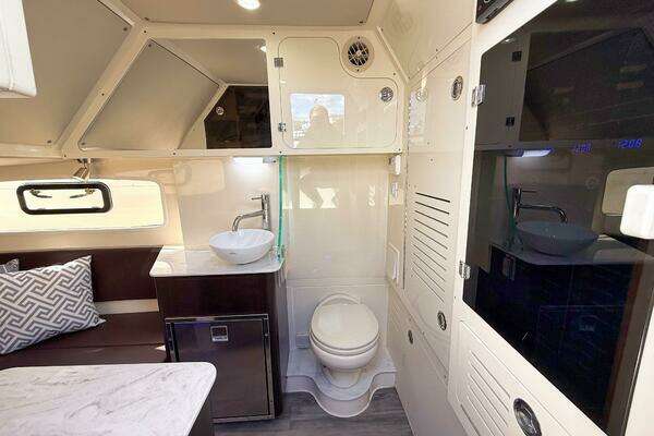 Scout 355 LXF Yacht For Sale