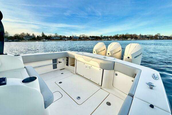 Scout 355 LXF Yacht For Sale