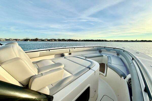 Scout 355 LXF Yacht For Sale