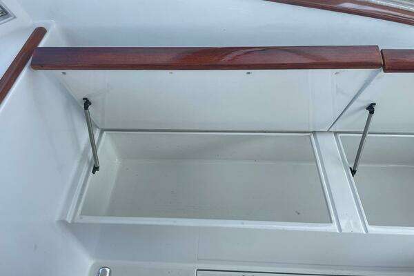 Custom Carolina 40 DeSanti Yacht For Sale