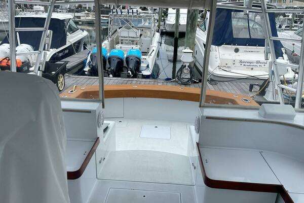 Custom Carolina 40 DeSanti Yacht For Sale