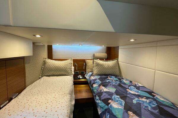 Tiara Yachts 44 Coupe Yacht For Sale