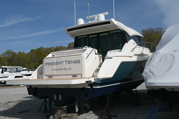 Present Tense 46ft Tiara Yachts Yacht For Sale